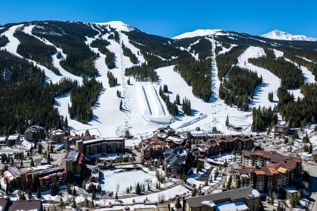 Denver to Ski Resorts: Beaver Creek/Bachelor Gulch