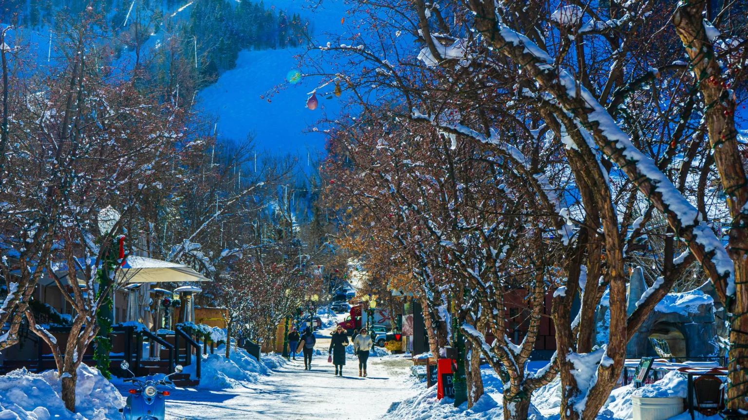 Aspen, Snowmass Colorado Ski Resorts - Events. Denver Private Shuttle