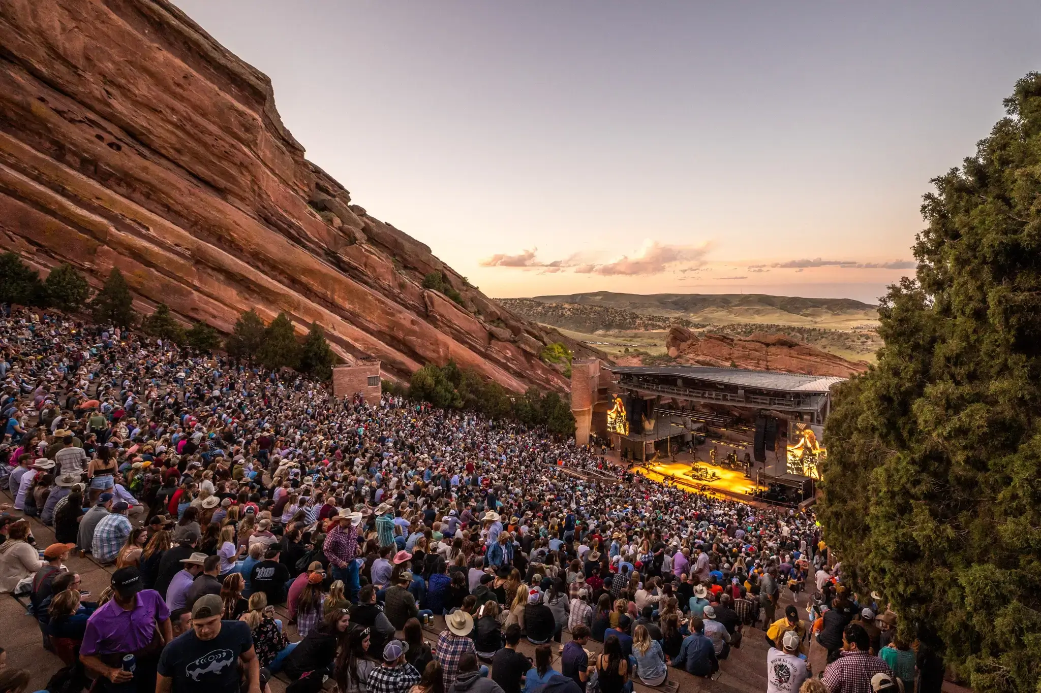 Corporate Entertainment at Red Rocks: Group Car Service Guide