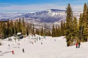 Colorado Ski Season 2026/2027: Opening Dates & Early Booking Guide. Private Car Transfer from DEN & EGE.