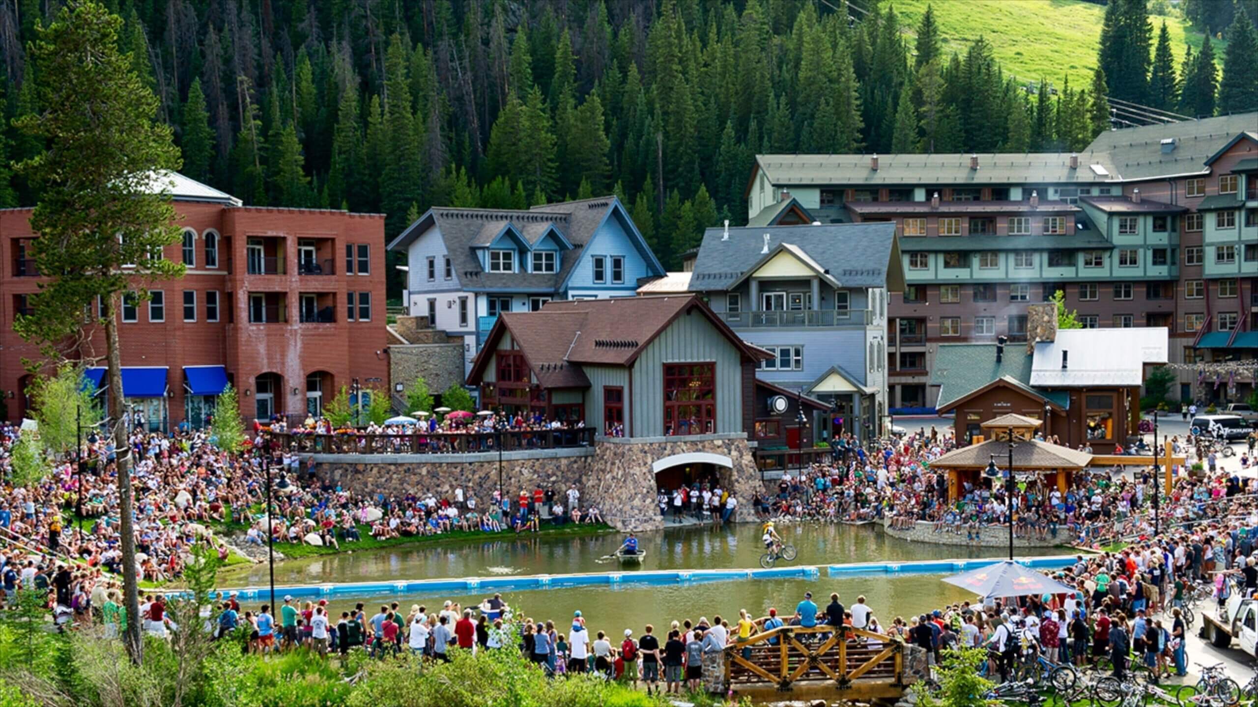 Winter Park, CO in summer. Private Car Service & Shuttle from Denver to Winter Park
