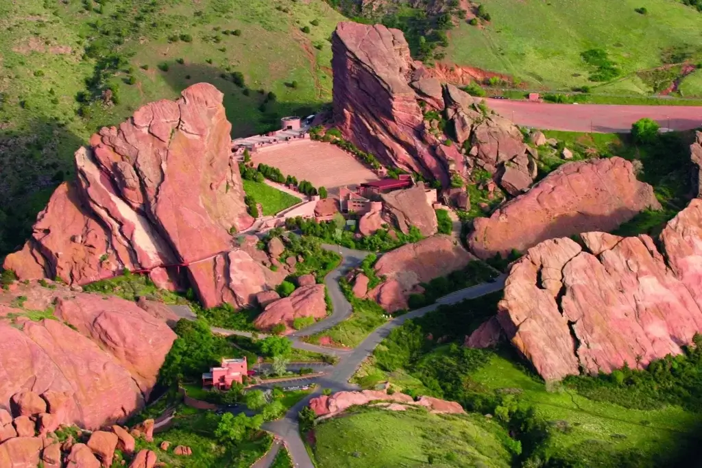 Best Bars & Restaurants Near Red Rocks 2026